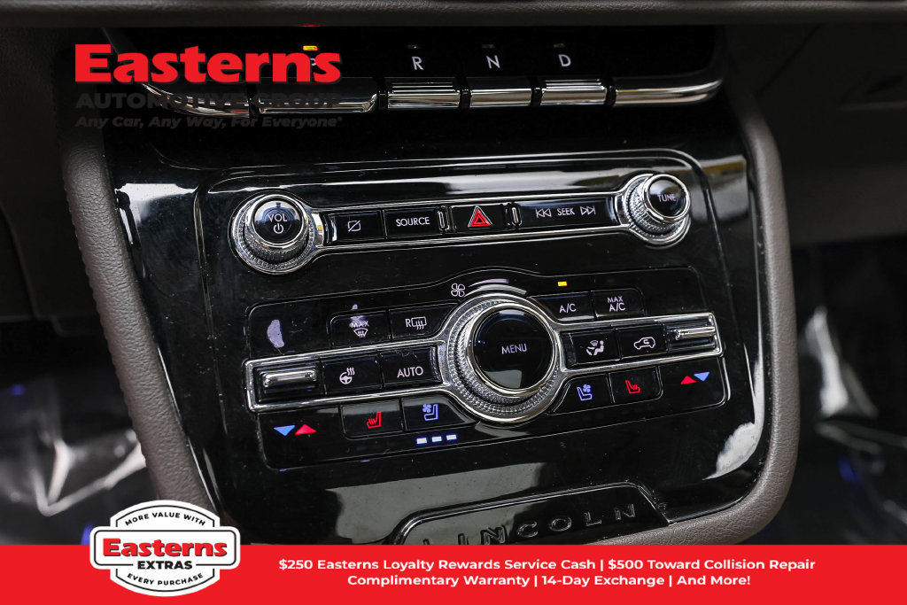 Used 2022 Lincoln Corsair FWD w/ Premium Package image 22
