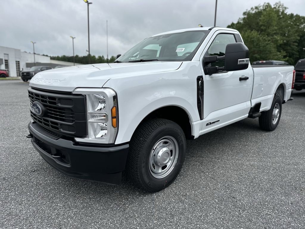 New 2025 Ford F250 XL image 3