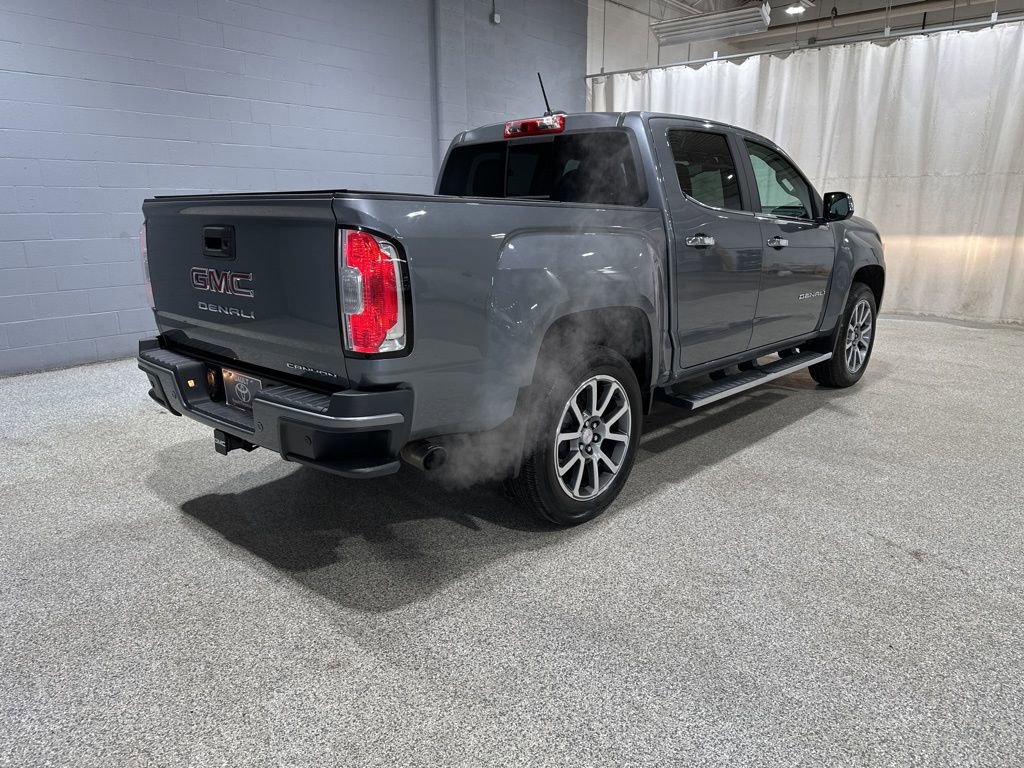 Used 2021 GMC Canyon Denali image 3