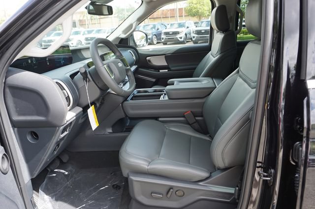 New 2027 Ford Expedition Active RWD image 27