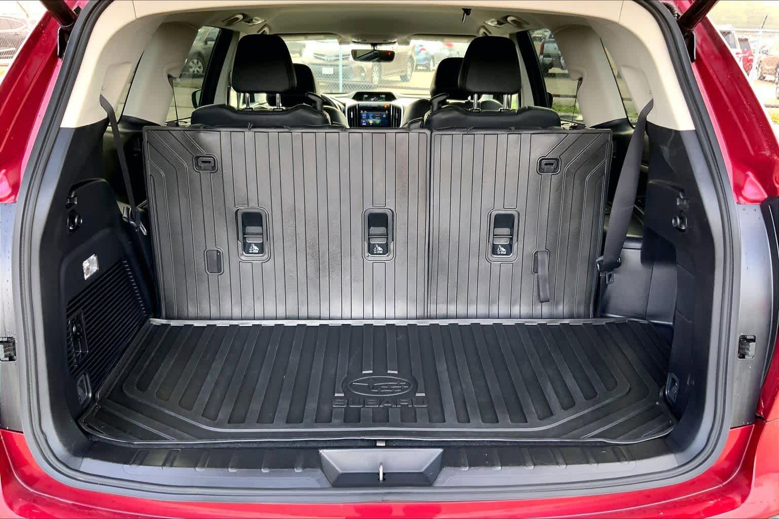 Used 2022 Subaru Ascent Limited AWD/4WD image 34