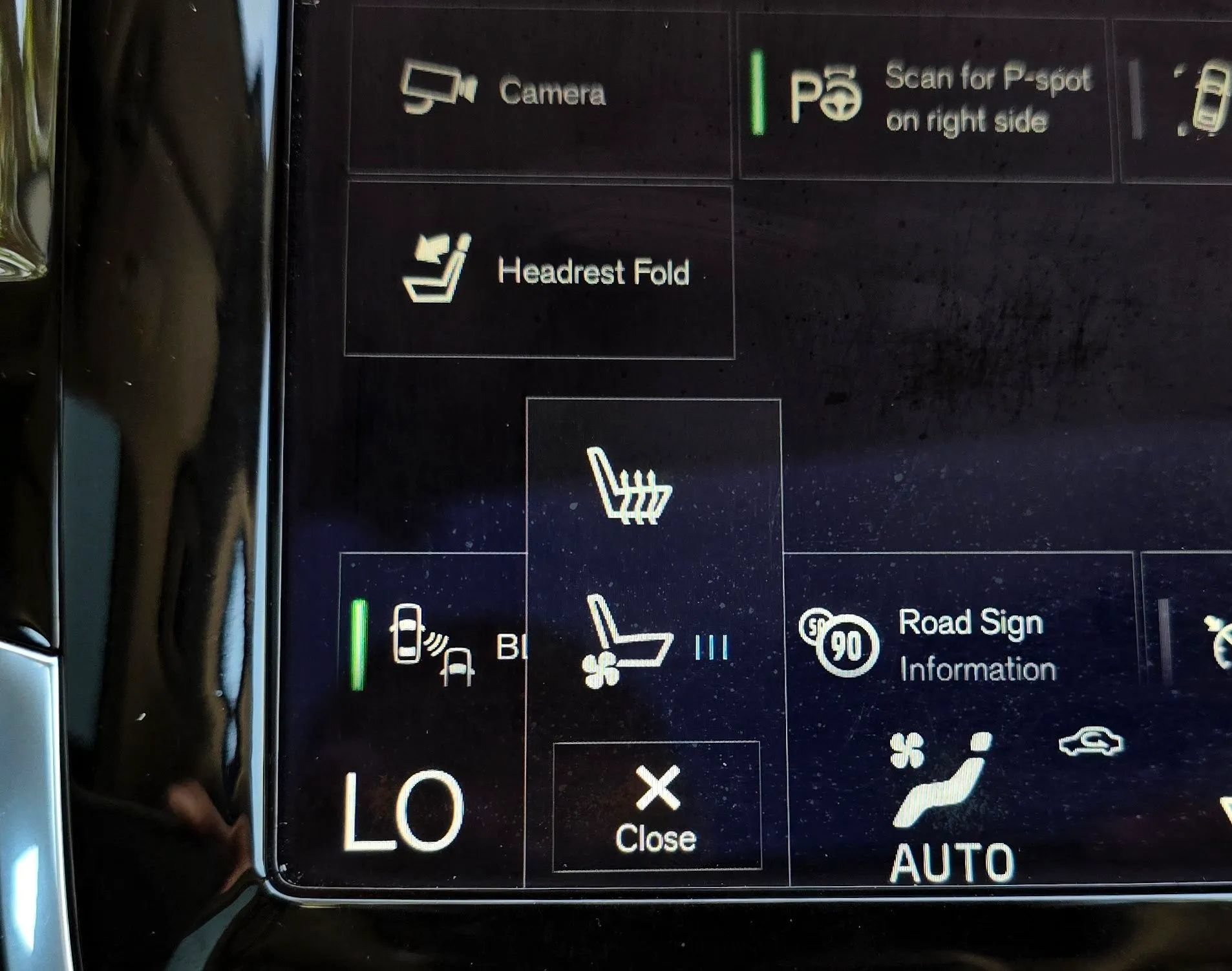 Used 2016 Volvo XC90 T6 Inscription w/ Vision Package AWD/4WD image 37