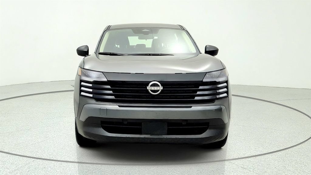 Used 2025 Nissan Kicks S FWD image 2