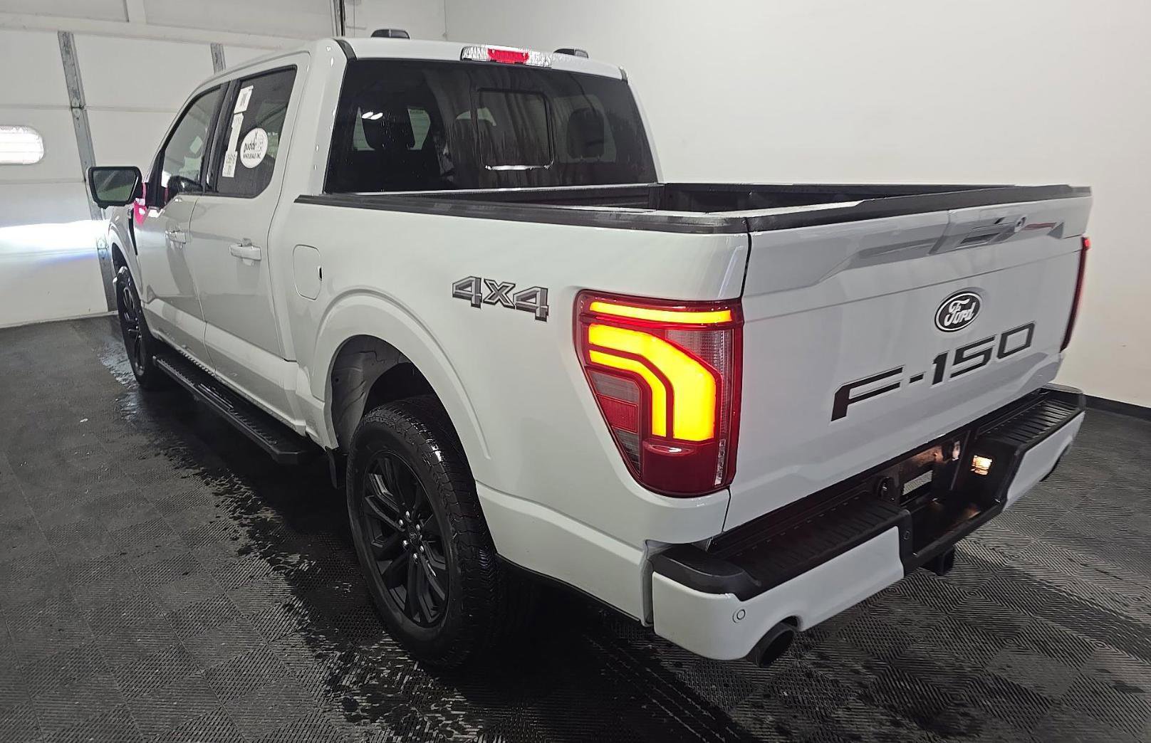 Used 2024 Ford F150 Lariat AWD/4WD image 6