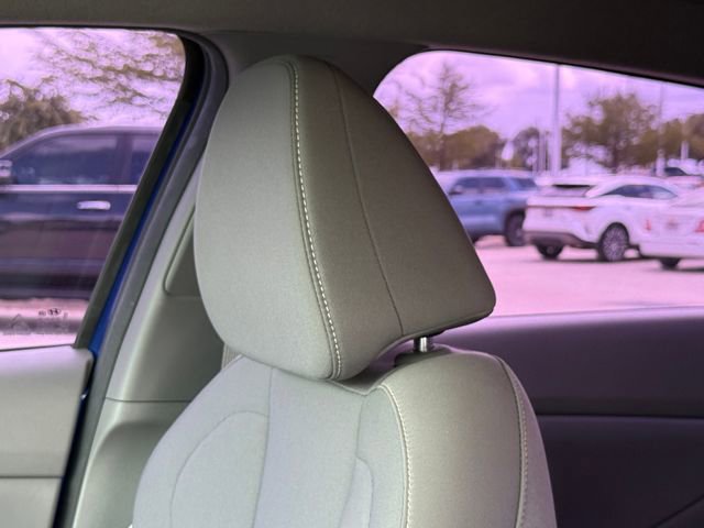 Used 2023 Hyundai Elantra SEL image 15