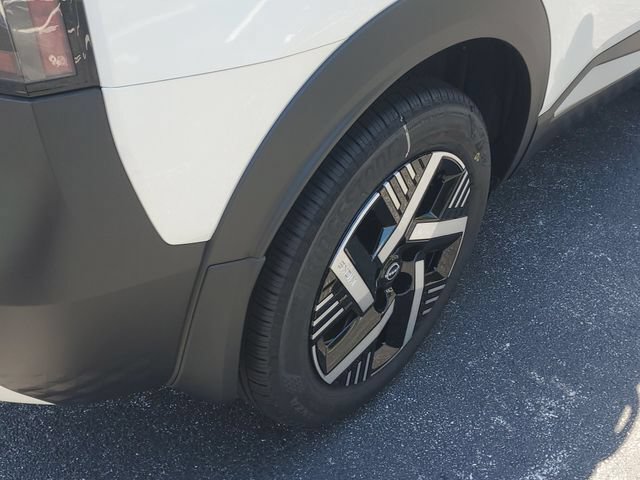 New 2026 Nissan Kicks SV w/ SV Premium Package FWD image 5