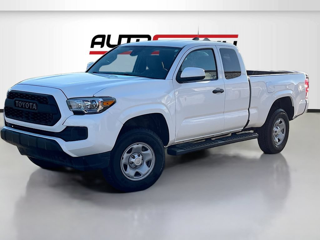 Used 2023 Toyota Tacoma SR AWD/4WD image 3