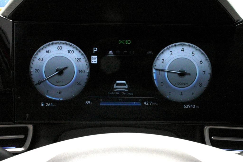 Used 2024 Hyundai Elantra SEL FWD image 28