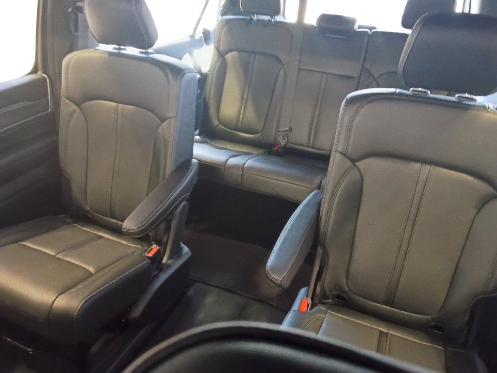 New 2026 Jeep Grand Wagoneer L Limited AWD/4WD image 22