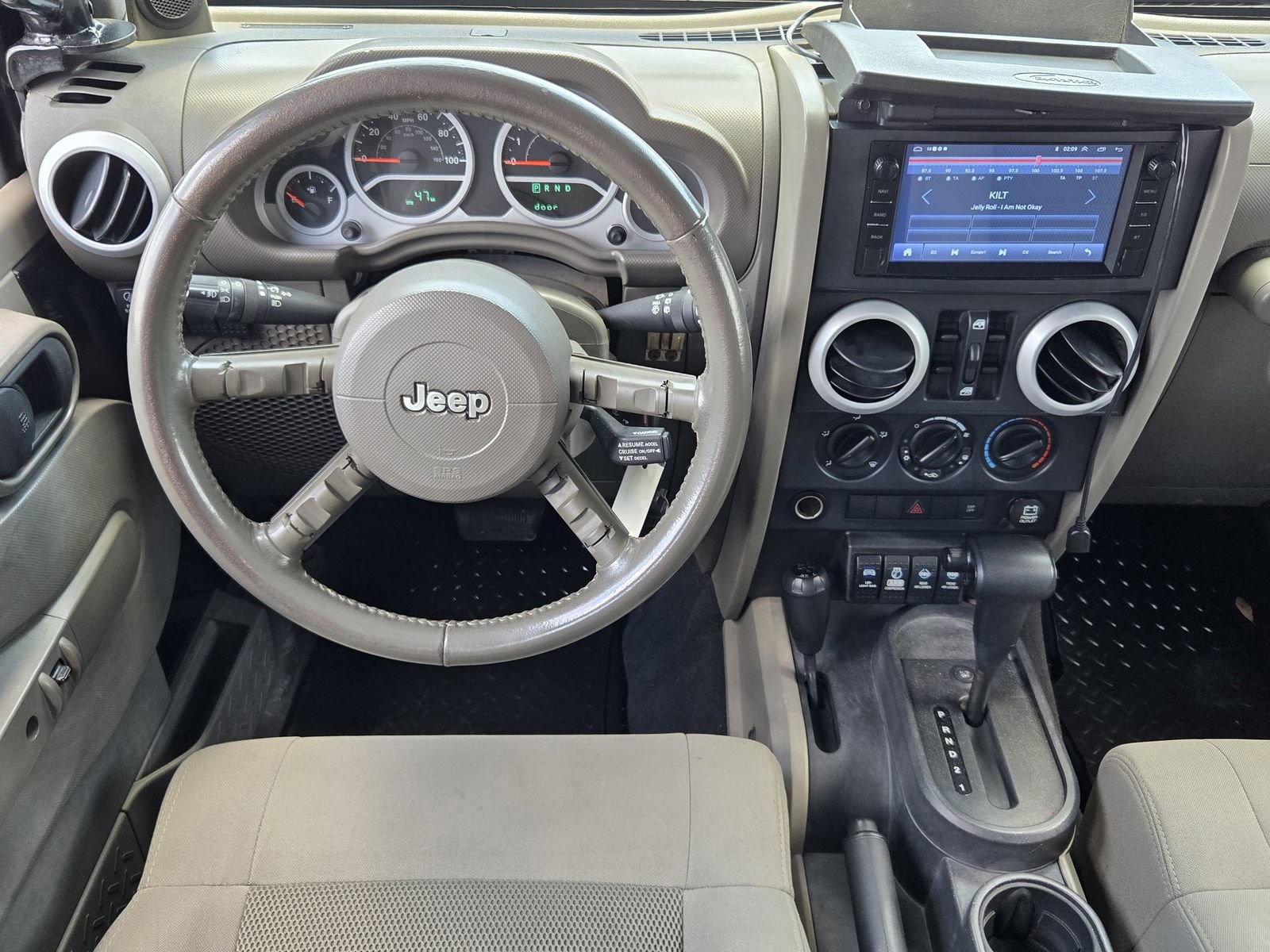 Used 2008 Jeep Wrangler Unlimited Sahara w/ Trailer Tow Group AWD/4WD image 26