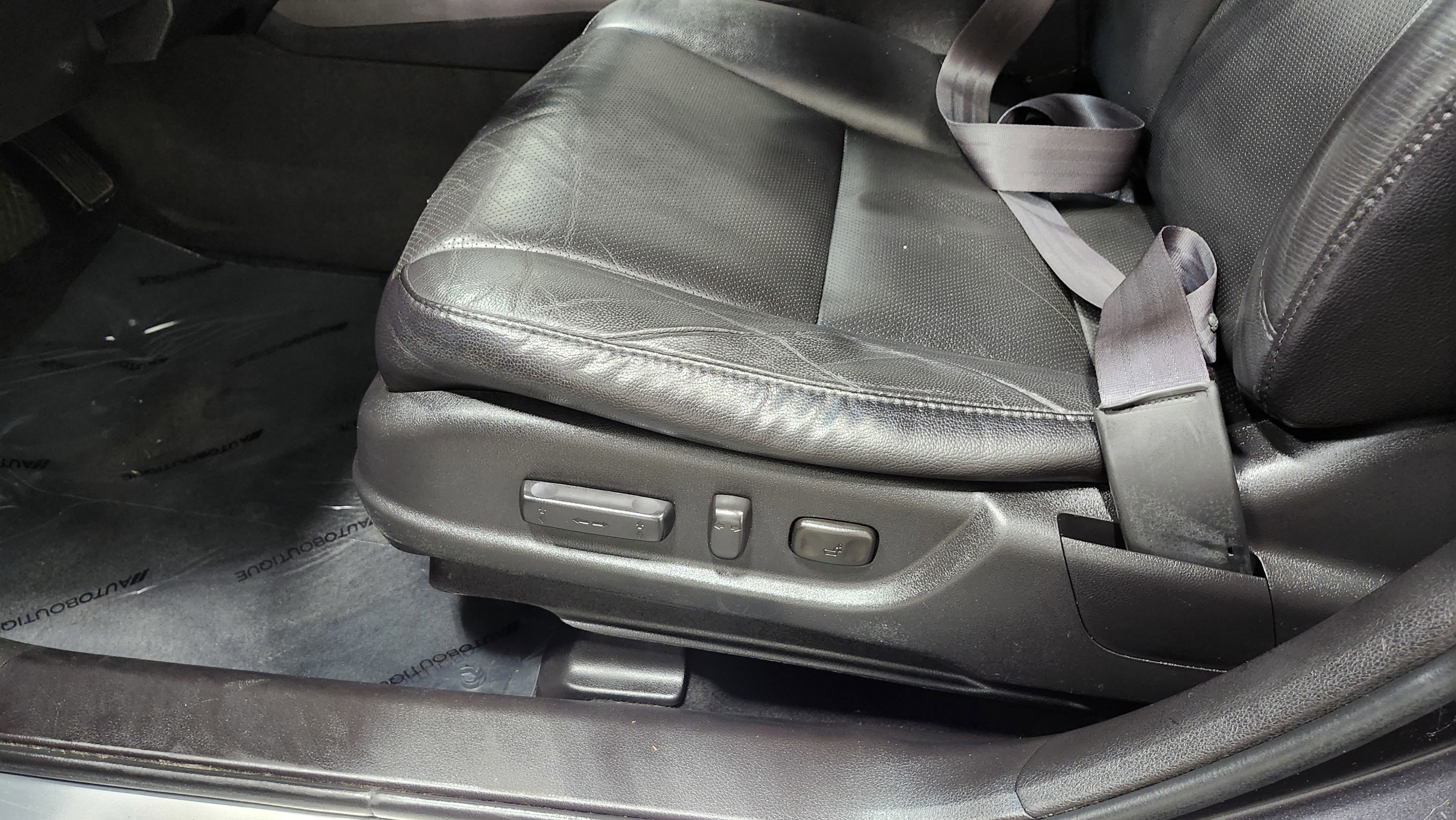 Used 2015 Acura RDX AWD w/ Technology Package image 26