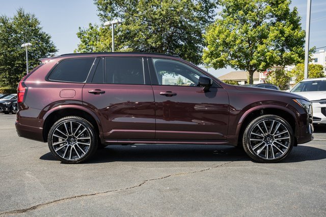 New 2026 Volvo XC90 B6 Ultra w/ Lounge Package image 3
