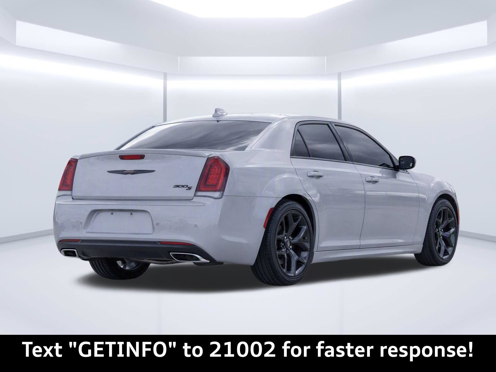 Used 2022 Chrysler 300 S RWD image 4