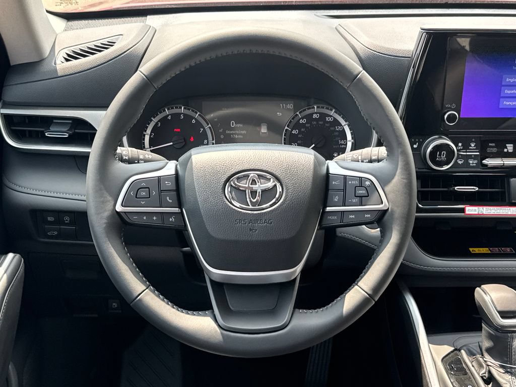 New 2026 Toyota Highlander XLE AWD/4WD image 12