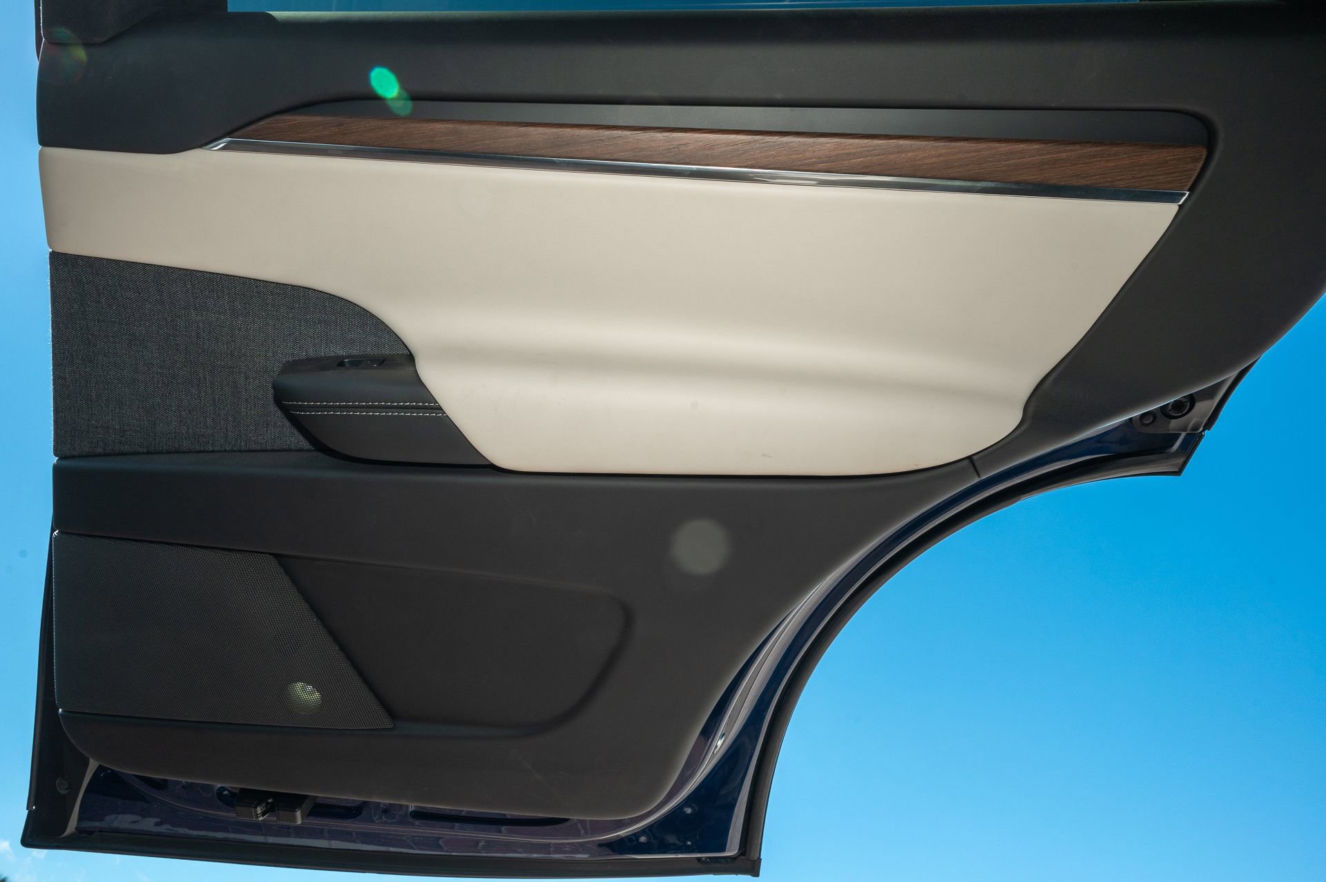 Used 2022 Tesla Model X Long Range image 20