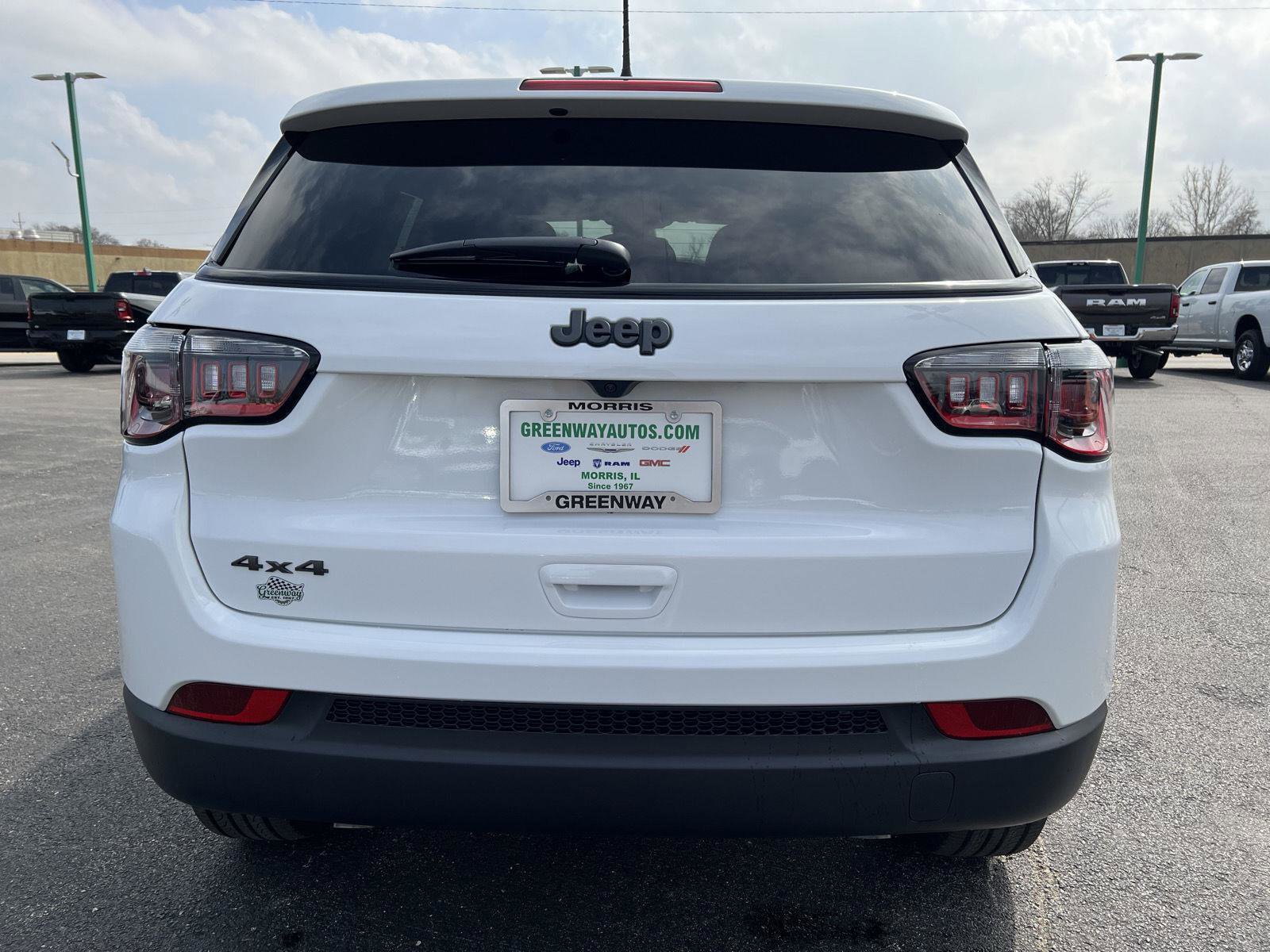 New 2026 Jeep Compass Latitude AWD/4WD image 5