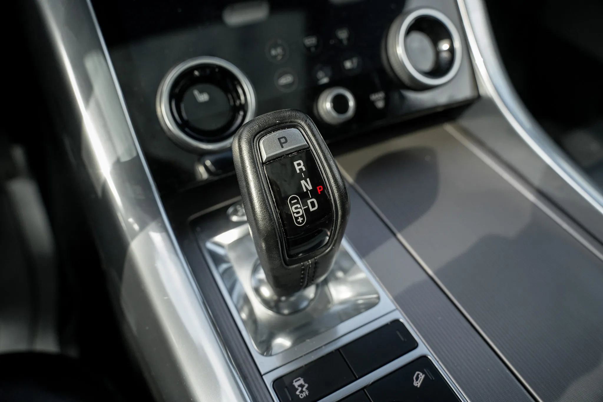 Used 2019 Land Rover Range Rover Sport HSE image 30