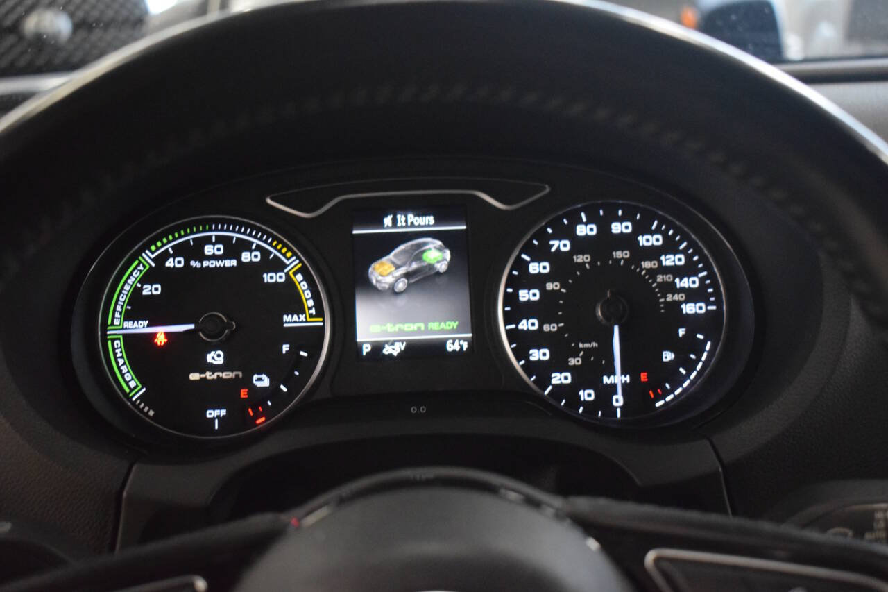 Used 2017 Audi A3 e-tron Premium FWD image 35