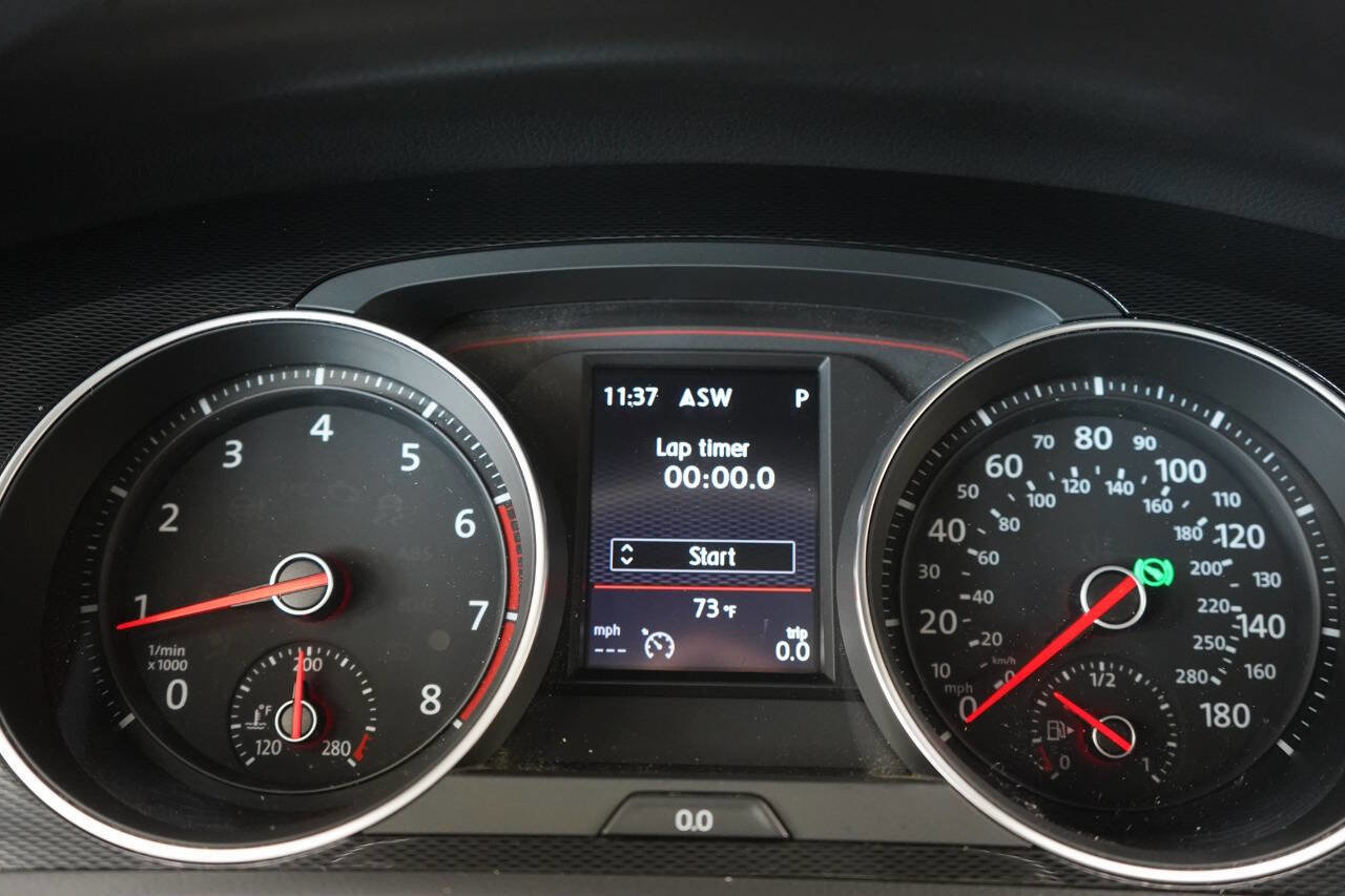 Used 2017 Volkswagen GTI Autobahn FWD image 82