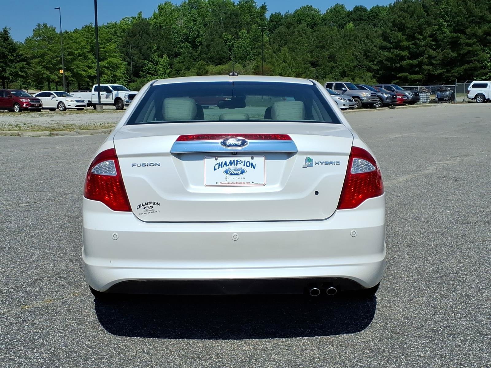 Used 2012 Ford Fusion Hybrid FWD image 24