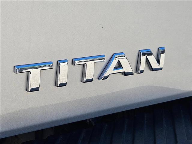 Used 2005 Nissan Titan LE RWD image 10