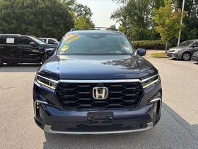 Used 2023 Honda Pilot Elite image 2