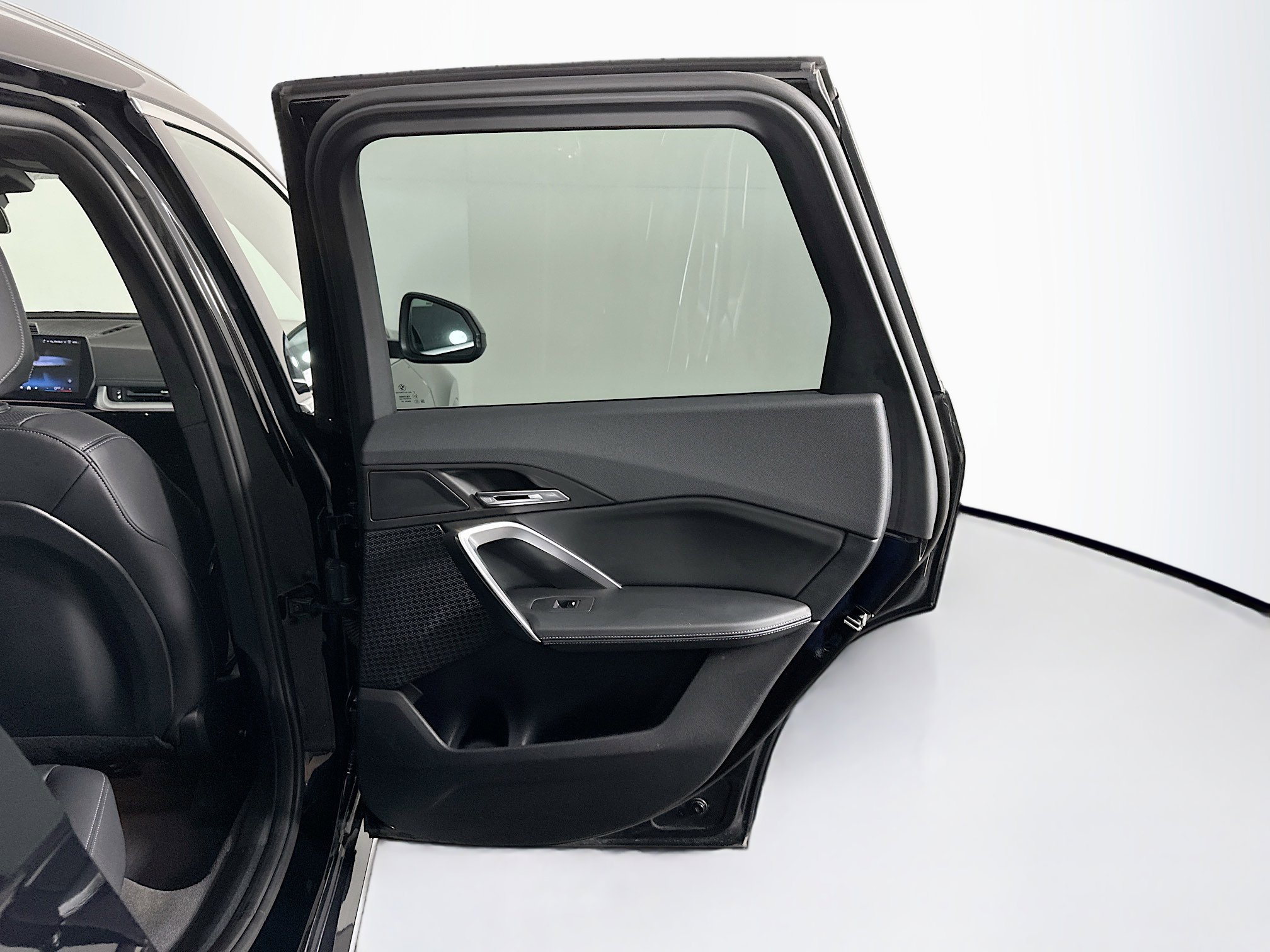 Used 2025 BMW X1 xDrive28i image 31