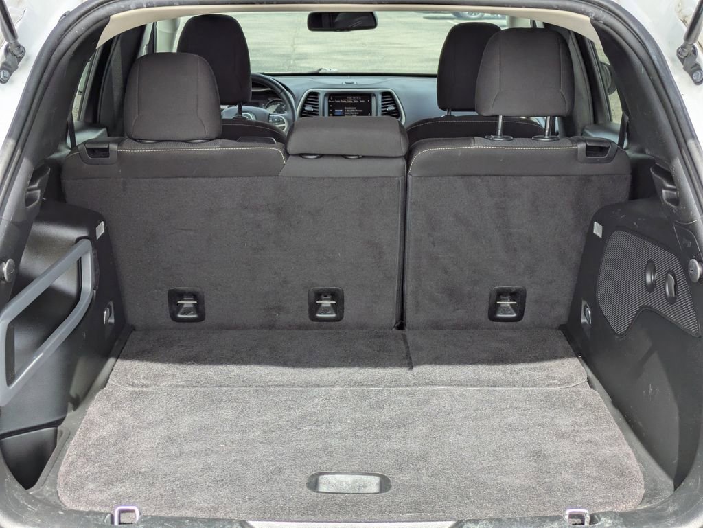 Used 2017 Jeep Cherokee Latitude w/ Comfort & Sound Group image 13