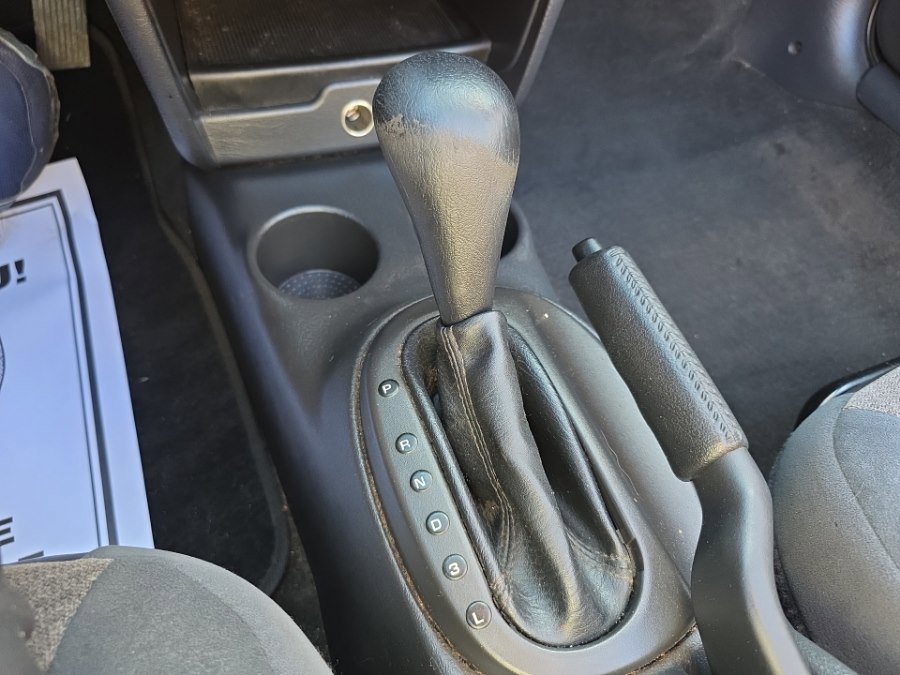 Used 2006 Chrysler Sebring Convertible image 15