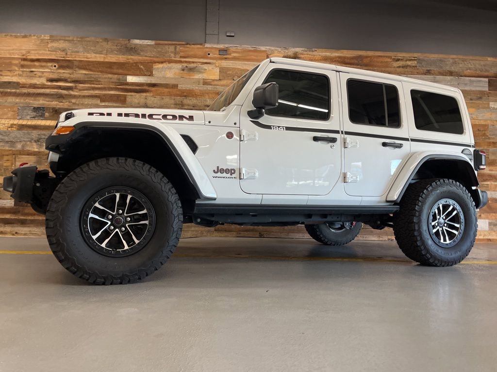 Used 2025 Jeep Wrangler Unlimited Rubicon AWD/4WD image 21