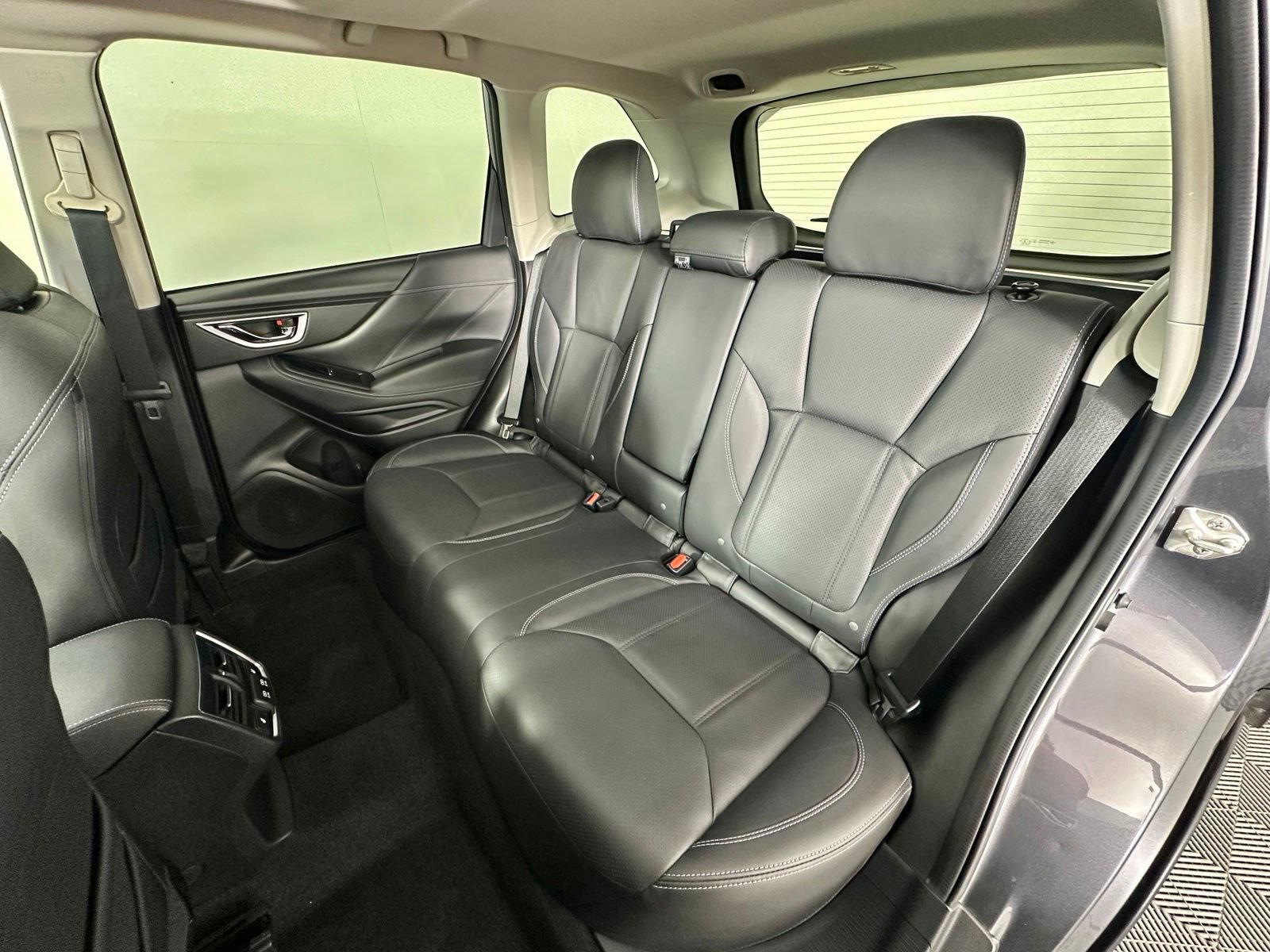 Used 2020 Subaru Forester Touring AWD/4WD image 26