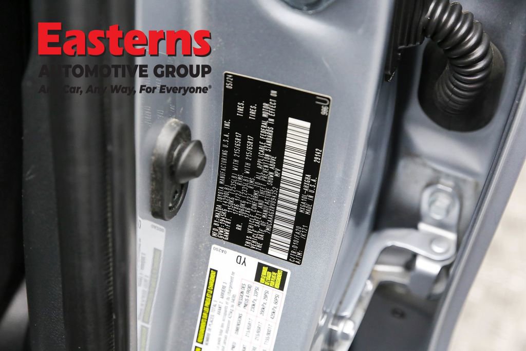 Used 2024 Toyota Corolla Cross LE image 32