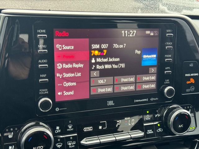 Used 2020 Toyota Highlander Limited image 27