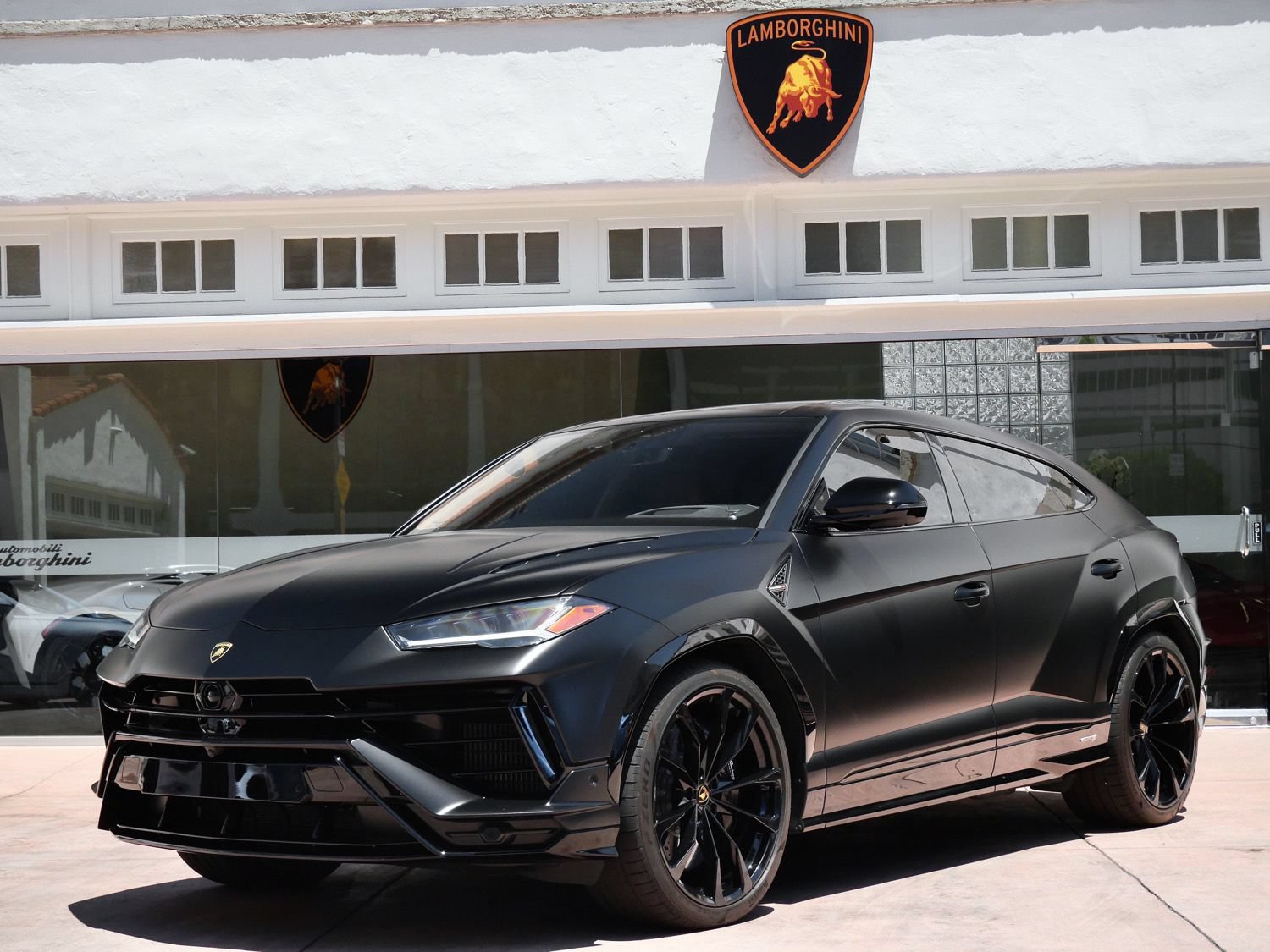 Used 2023 Lamborghini Urus S AWD/4WD image 12