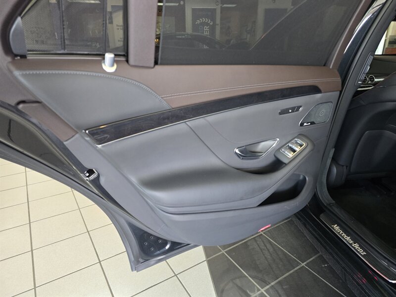 Used 2020 Mercedes-Benz S 560 4MATIC Sedan image 10