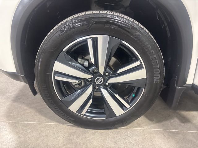 Used 2021 Nissan Rogue SL image 24