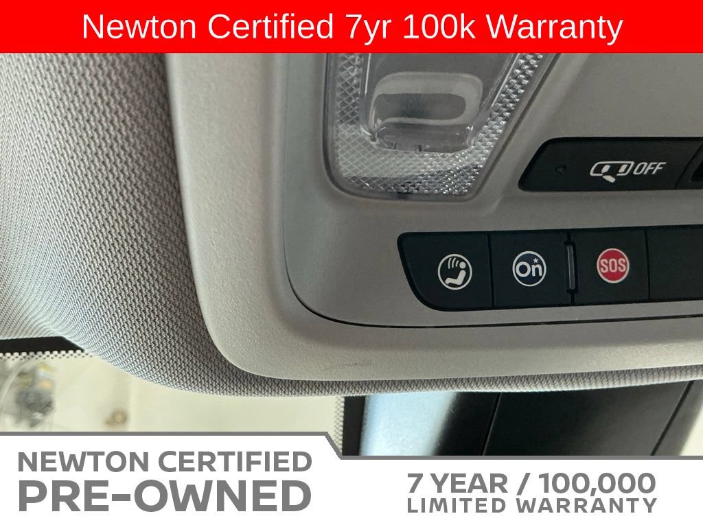 Used 2023 Chevrolet Blazer LT AWD/4WD image 32