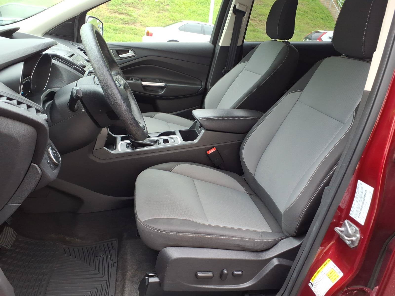 Used 2018 Ford Escape SE AWD/4WD image 14