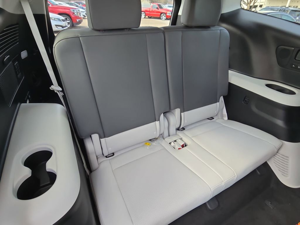 New 2026 Hyundai Ioniq 9 Limited w/ Tow & Go Package image 12