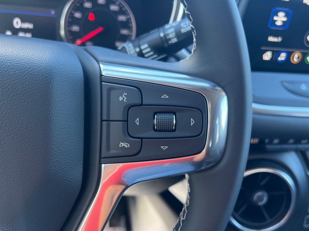 New 2026 Chevrolet Blazer LT w/ Midnight/Sport Edition FWD image 16