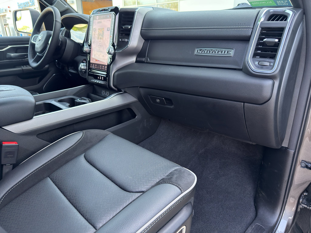 Used 2026 RAM 1500 Laramie AWD/4WD image 37