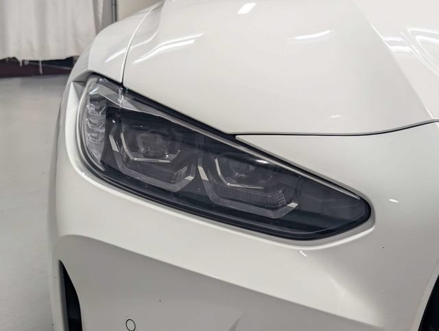Used 2022 BMW M4 xDrive Competition w/ Executive Package AWD/4WD image 28