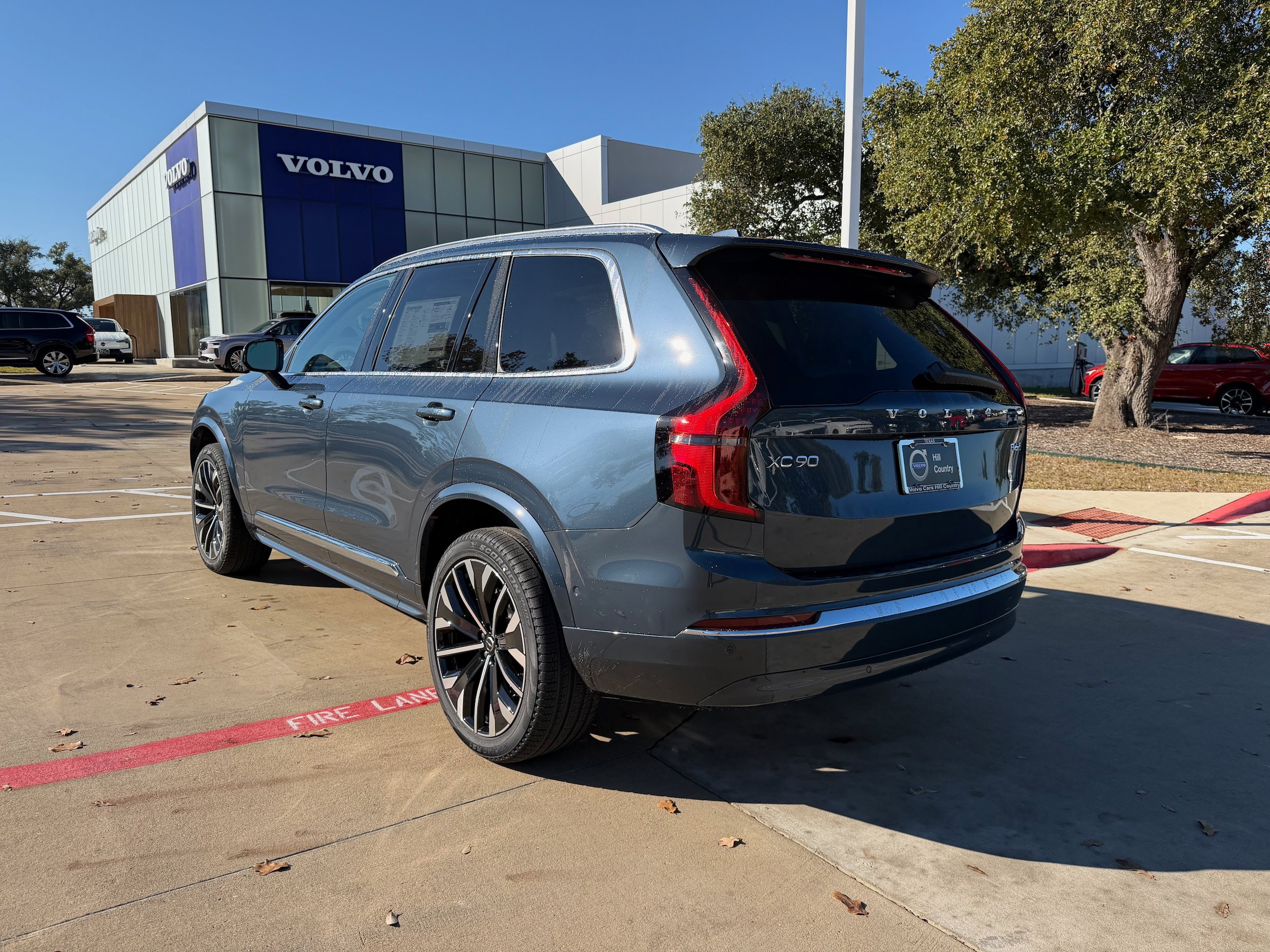 New 2026 Volvo XC90 B6 Ultra w/ Protection Package AWD/4WD image 4