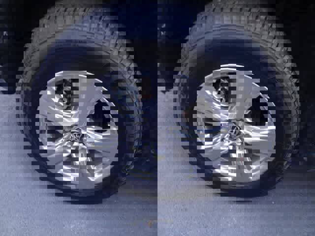 Used 2024 Toyota RAV4 XLE image 18