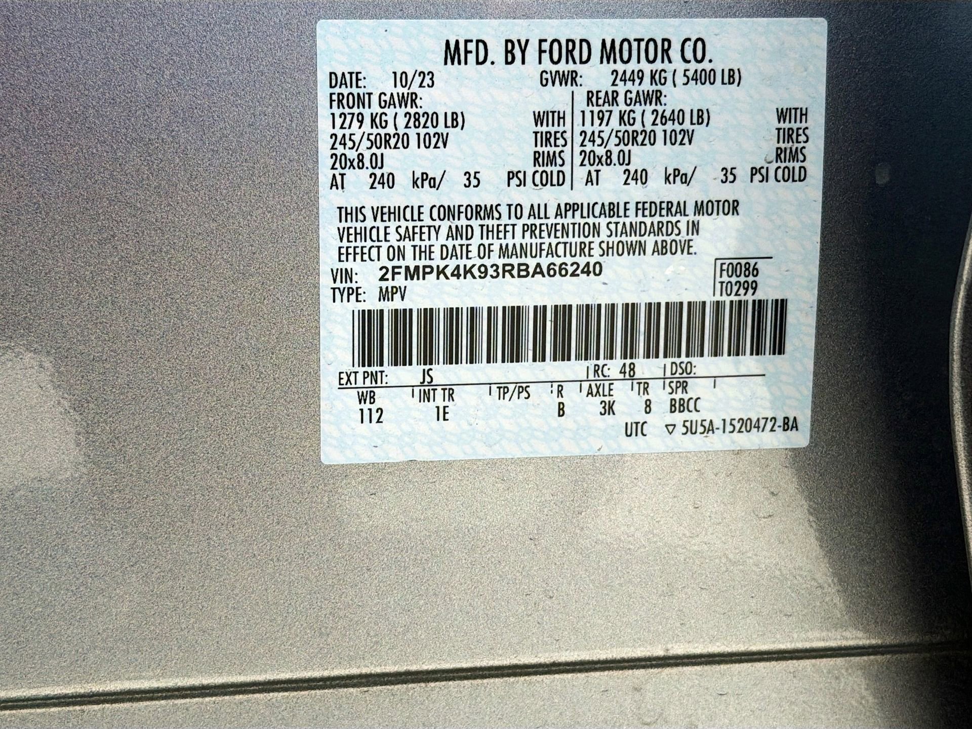 Used 2024 Ford Edge Titanium w/ Equipment Group 301A AWD/4WD image 35