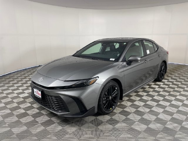 New 2026 Toyota Camry SE w/ Convenience Package