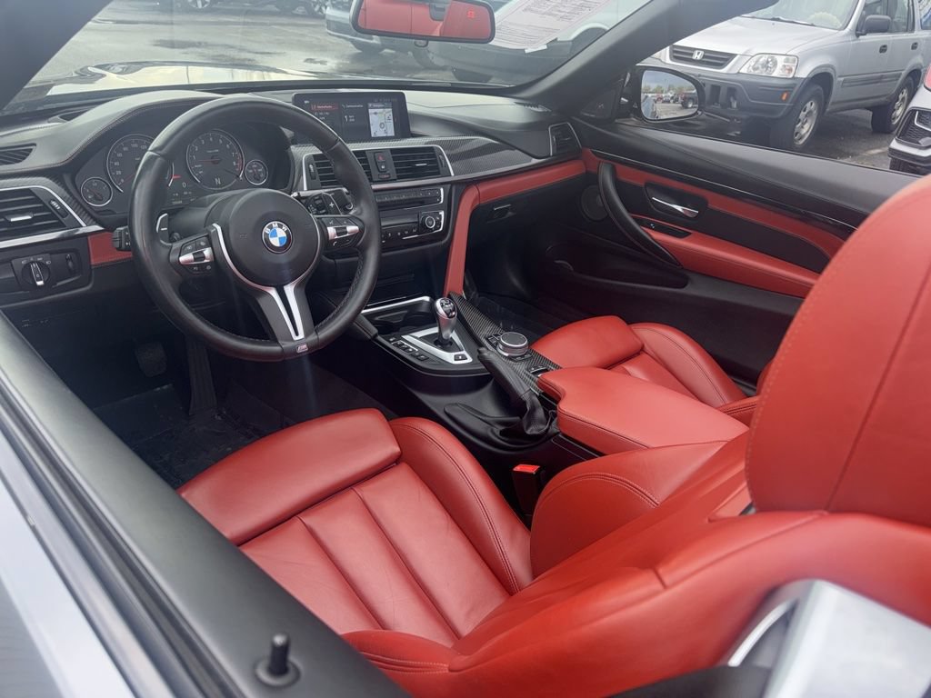 Used 2020 BMW M4 Convertible w/ Executive Package RWD image 11