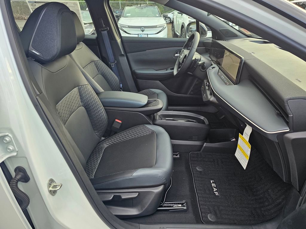 New 2026 Nissan Leaf Platinum+ w/ Cargo Package (Platinum+) image 26