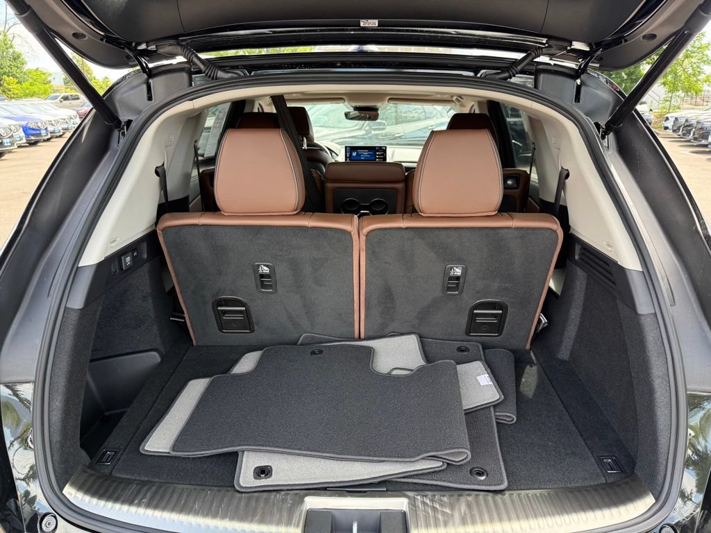 Certified 2026 Acura MDX w/ Advance Package AWD/4WD image 19