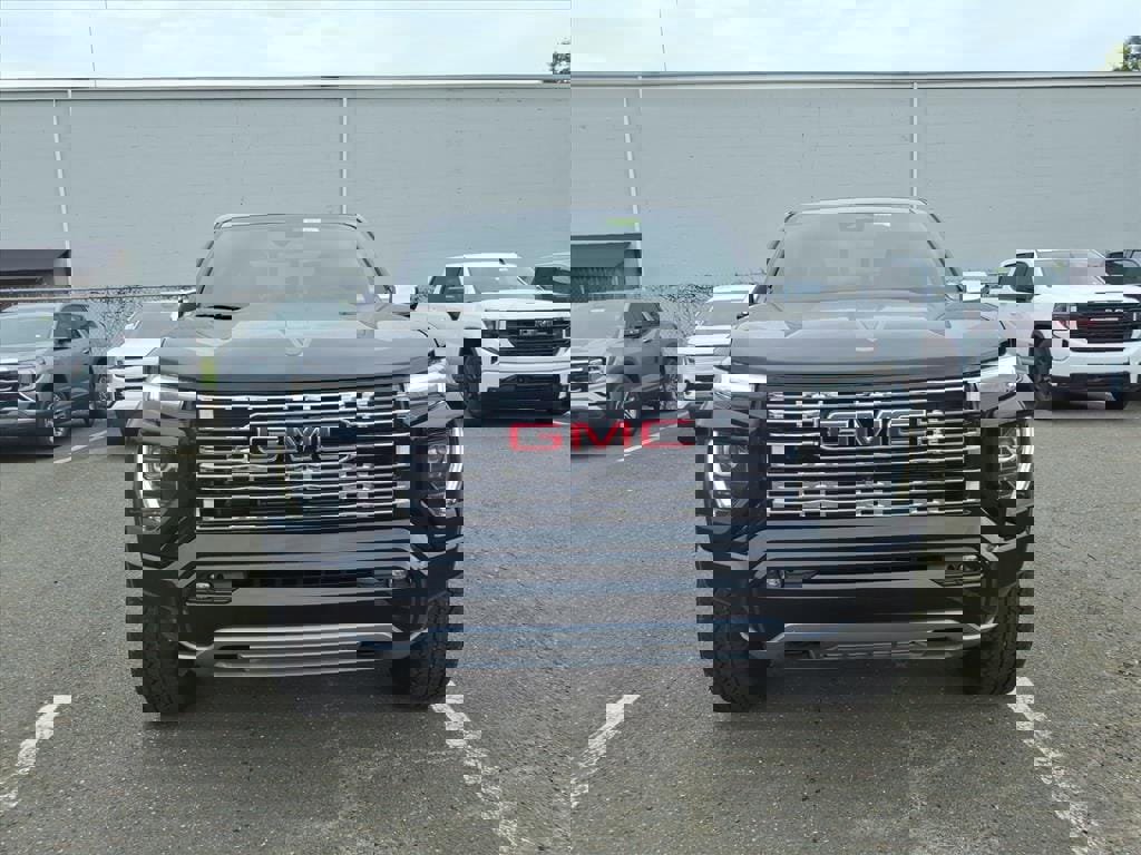 New 2026 GMC Canyon Denali image 2